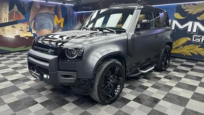 Usata Land Rover Defender Carpathian Edition 525 CV (386 kW) 2024 SUV