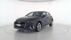 Grigio manhattan metallizzato Usata 2024 Audi A3 Sportback Advanced Tre volumi | 30.900 € (Buon prezzo)
