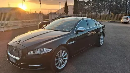 Usata Jaguar XJ 275 CV (202 kW) 2012 Berlina