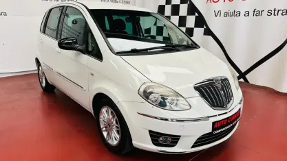 Usata Lancia Musa 95 CV (69 kW) 2012 Bianco Monovolume