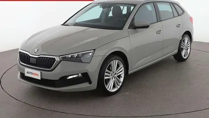 Usata Skoda Scala Style 116 CV (85 kW) 2020 Grigio Utilitaria