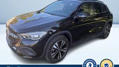 Nero Usata 2023 Mercedes GLA200 SUV | 33.900 € (Ottimo prezzo)