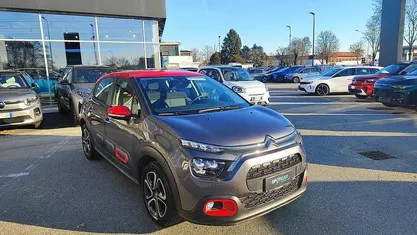 Nero Usata 2022 Citroën C3 Shine Due volumi | 12.950 € (Buon prezzo)