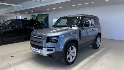 Usata Land Rover Defender SE 200 CV (147 kW) 2023 SUV