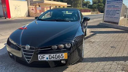 Usata Alfa Romeo Spider 199 CV (146 kW) 2009 Nero Cabrio