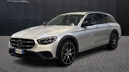 Grigio Usata 2022 Mercedes E220 Premium Station wagon | 39.250 € (Buon prezzo)