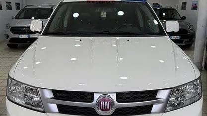 Usata Fiat Freemont 170 CV (125 kW) 2012 Bianco SUV