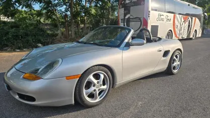 Usata Porsche 986 Boxster 204 CV (150 kW) 1999 Grigio Cabrio