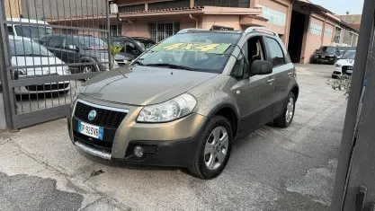 Usata Fiat Sedici 107 CV (78 kW) 2008 Marrone SUV