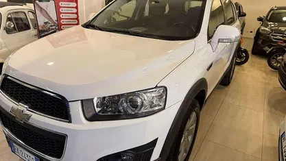 Usata Chevrolet Captiva LT 163 CV (119 kW) 2011 Bianco SUV