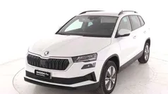 Bianco Usata 2024 Skoda Karoq Ambition SUV | 27.800 € (Buon prezzo)