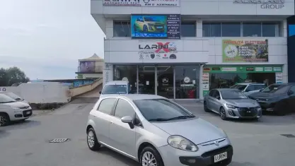 Usata Fiat Punto Evo Dynamic 69 CV (50 kW) 2011 Grigio Utilitaria