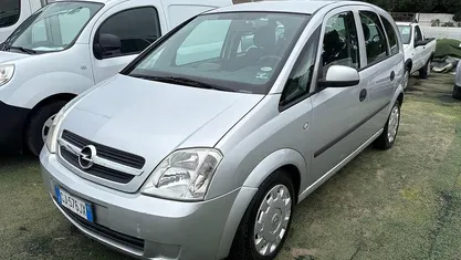 Usata Opel Meriva 101 CV (74 kW) 2003 Monovolume