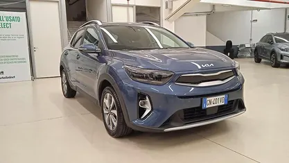 Usata Kia Stonic Style 82 CV (60 kW) 2023 Blu SUV