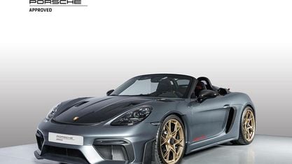 Usata Porsche Boxster Spyder 500 CV (367 kW) 2024 Grigio vanadio metallizzato/capote nera con finiture rosso carminio Cabrio