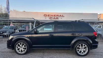 Usata Fiat Freemont Urban 140 CV (102 kW) 2012 Nero SUV