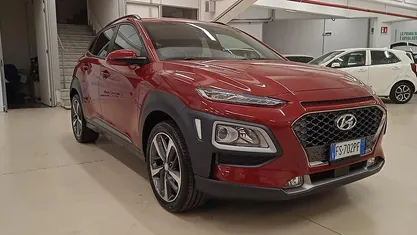 Usata Hyundai Kona Xpossible 120 CV (88 kW) 2018 Rosso SUV