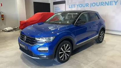 Usata VW T-Roc Style 116 CV (85 kW) 2020 Blu SUV
