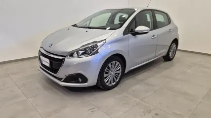 Begagnad Peugeot 208 Active 82 HK (60 kW) 2017 Grå Halvkombi
