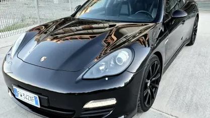 Usata Porsche Panamera Diesel Platinum Edition 250 CV (183 kW) 2013 Nero Utilitaria