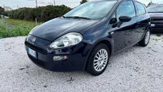 Nero Usata 2015 Fiat Punto Lounge Tre volumi | 6300 € (Buon prezzo)