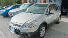 Argento Usata 2012 Fiat Sedici Emotion SUV | 5600 € (Buon prezzo)