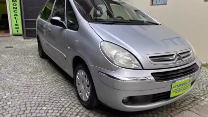 Usata Citroën Xsara Picasso 90 CV (66 kW) 2007 Grigio Monovolume