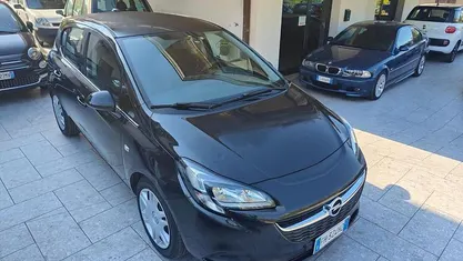 Usata Opel Corsa Cosmo 75 CV (55 kW) 2017 Nero Utilitaria