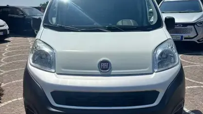 Usata Fiat Doblò Easy 69 CV (50 kW) 2017 Bianco Monovolume