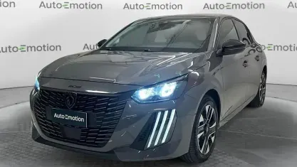 Usata Peugeot 208 Allure 101 CV (74 kW) 2025 Grigio Utilitaria