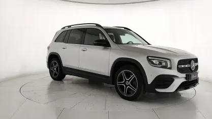Usata Mercedes GLB200 Premium 150 CV (110 kW) 2022 Grigio SUV