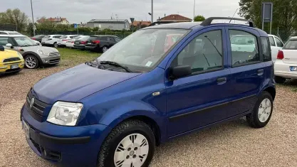 Usata Fiat Panda Dynamic 60 CV (44 kW) 2008 Bluazzurro Utilitaria