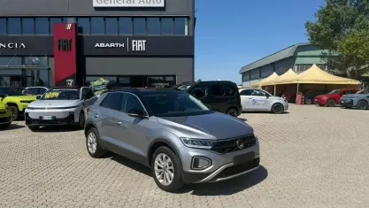 Usata VW T-Roc Edition 150 CV (110 kW) 2024 Grigio SUV