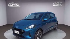 Vibrant blue pearl Usata 2024 Hyundai i10 Due volumi | 15.500 € (Buon prezzo)