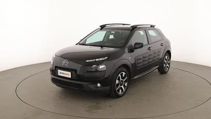 Usata Citroën C4 Cactus Feel 100 CV (73 kW) 2017 Nero Utilitaria
