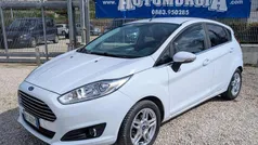 Bianco Usata 2015 Ford Fiesta Titanium Due volumi | 8290 € (Buon prezzo)