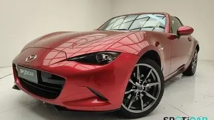 Usata Mazda MX5 Inclusive 160 CV (117 kW) 2019 Rosso Cabrio