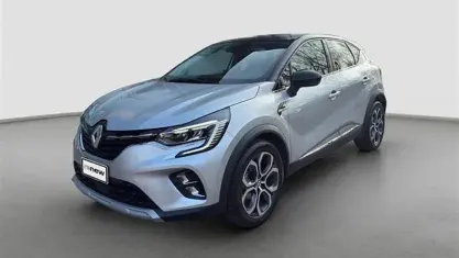Usata Renault Captur Intens 100 CV (73 kW) 2023 Grigio scuro SUV