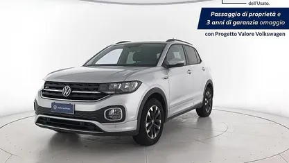 Usata VW T-Cross Sportline 95 CV (69 kW) 2023 Reflex silver metallizzato SUV