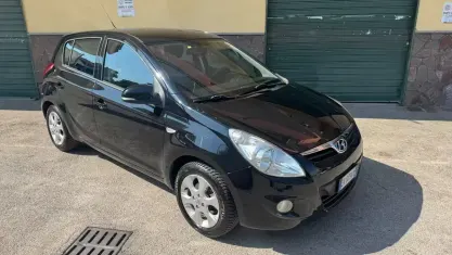 Usata Hyundai i20 Classic 78 CV (57 kW) 2011 Nero Utilitaria