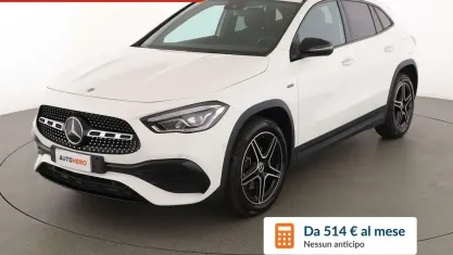 Usata Mercedes GLA250 AMG line 218 CV (160 kW) 2021 Bianco SUV