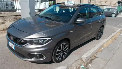 Usata Fiat Tipo Lounge 120 CV (88 kW) 2019 Grigio Station wagon