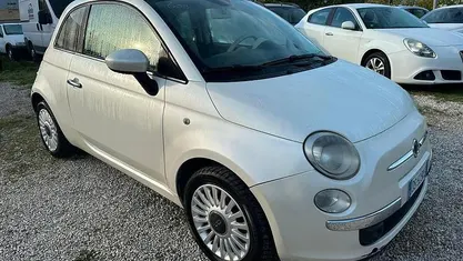 Usata Fiat 500 Lounge 75 CV (55 kW) 2008 Rosso Utilitaria