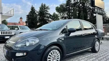 Usata Fiat Punto Evo Emotion 77 CV (56 kW) 2011 Grigio Utilitaria