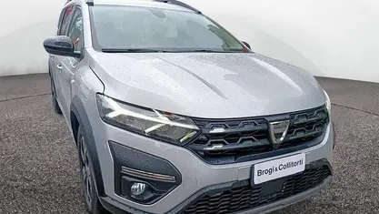Grigio Usata 2022 Dacia Jogger Extreme Monovolume | 13.800 € (Buon prezzo)