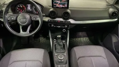 Usata Audi Q2 Business 116 CV (85 kW) 2018 Nero SUV