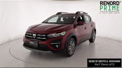 Rosso Usata 2022 Dacia Sandero Comfort Due volumi | 13.490 € (Buon prezzo)