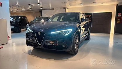 Second-hand Alfa Romeo Stelvio 210 CP (154 kW) 2018 Albastru SUV