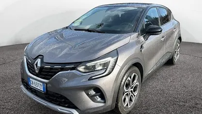 Usata Renault Captur Intens 101 CV (74 kW) 2023 Grigio SUV