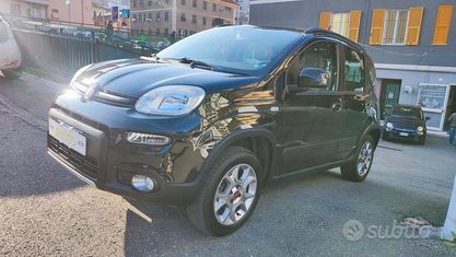Usata Fiat Panda 4x4 S 75 CV (55 kW) 2014 Nero Utilitaria